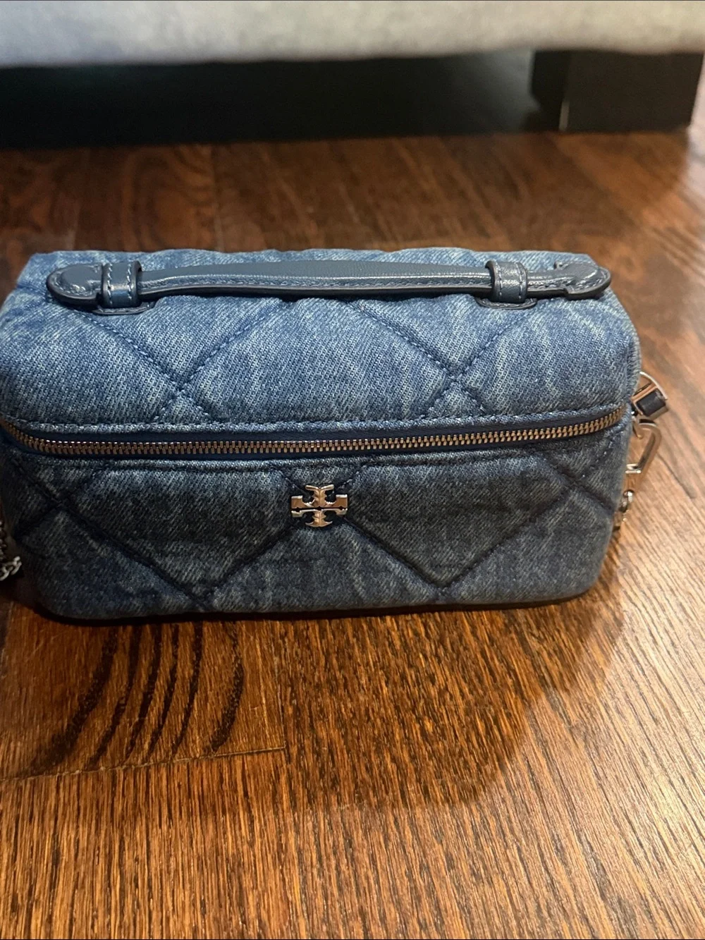 New with Tags, Tory Burch Kira Diamond Quilted Vanity Case